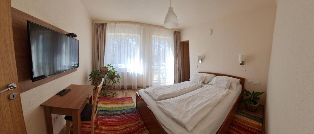 Platan Panzio Hotell Dobogoko Exteriör bild