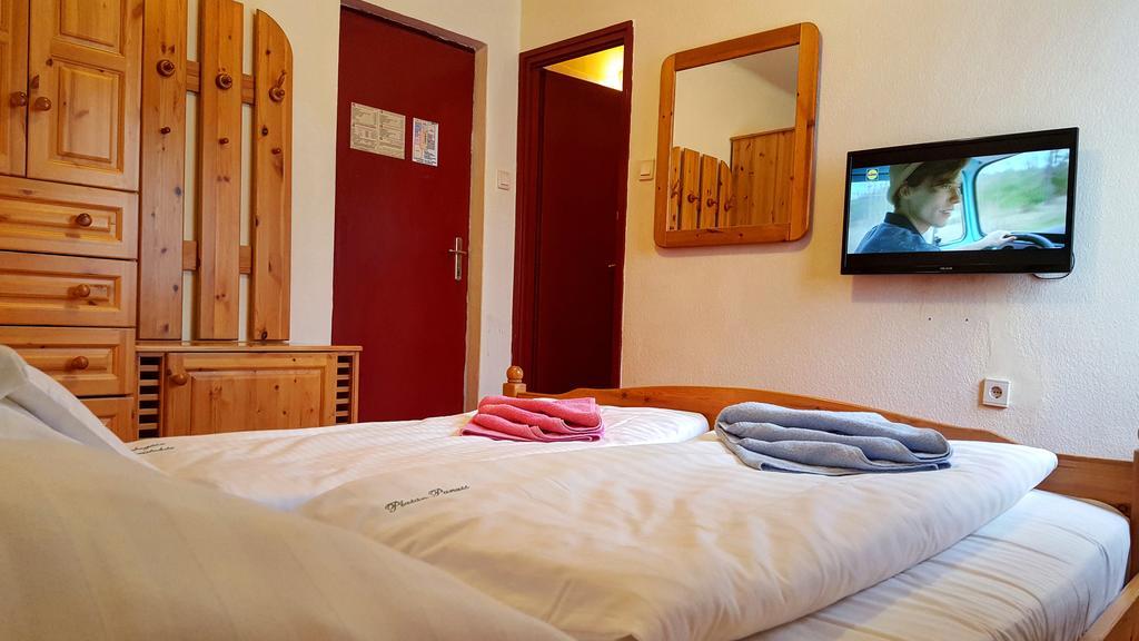 Platan Panzio Hotell Dobogoko Exteriör bild